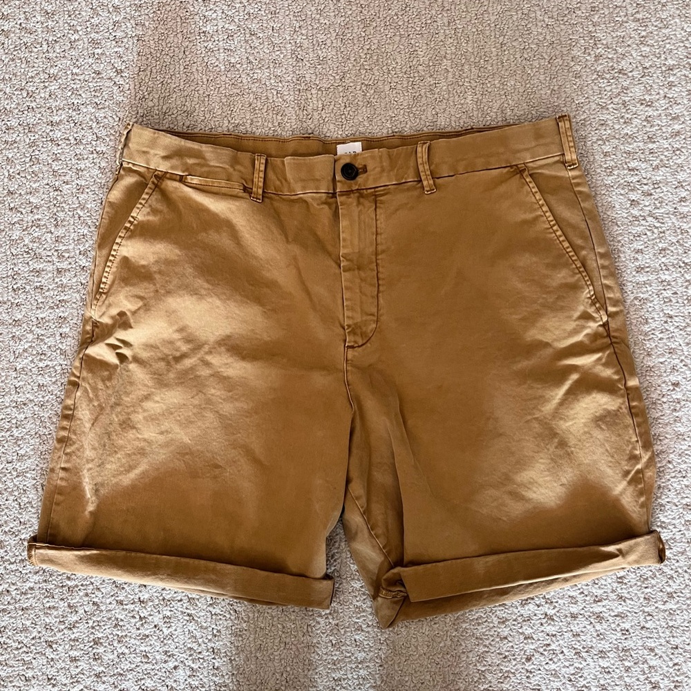 GAP men’s shorts